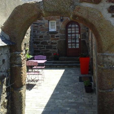 Вилла Les Hauts De Kerdrein Saint-Jean-du-Doigt Экстерьер фото